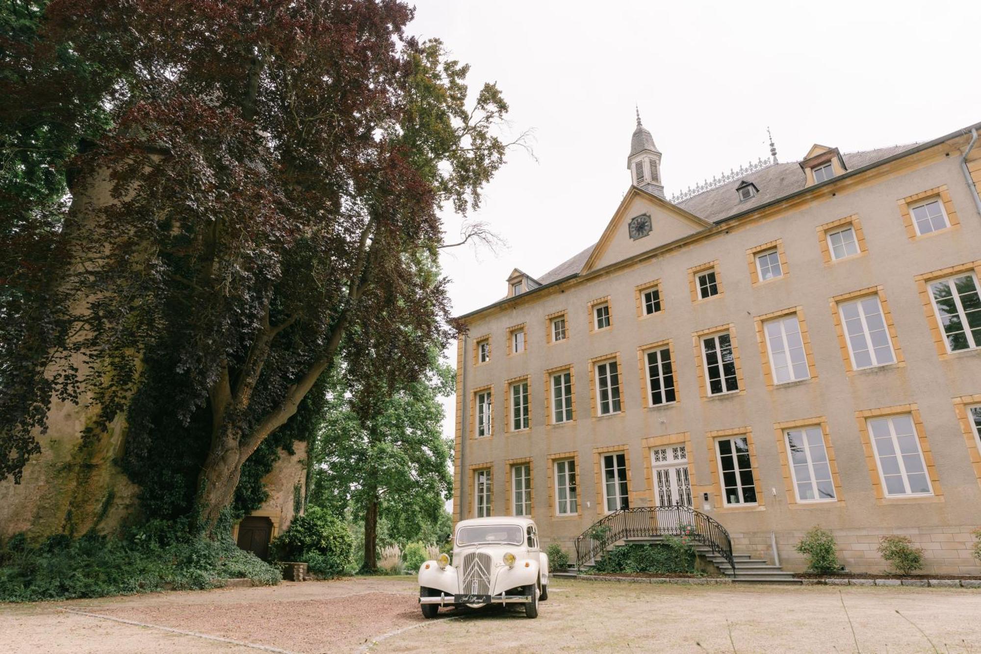 Hotel Chateau Schengen Bagian luar foto