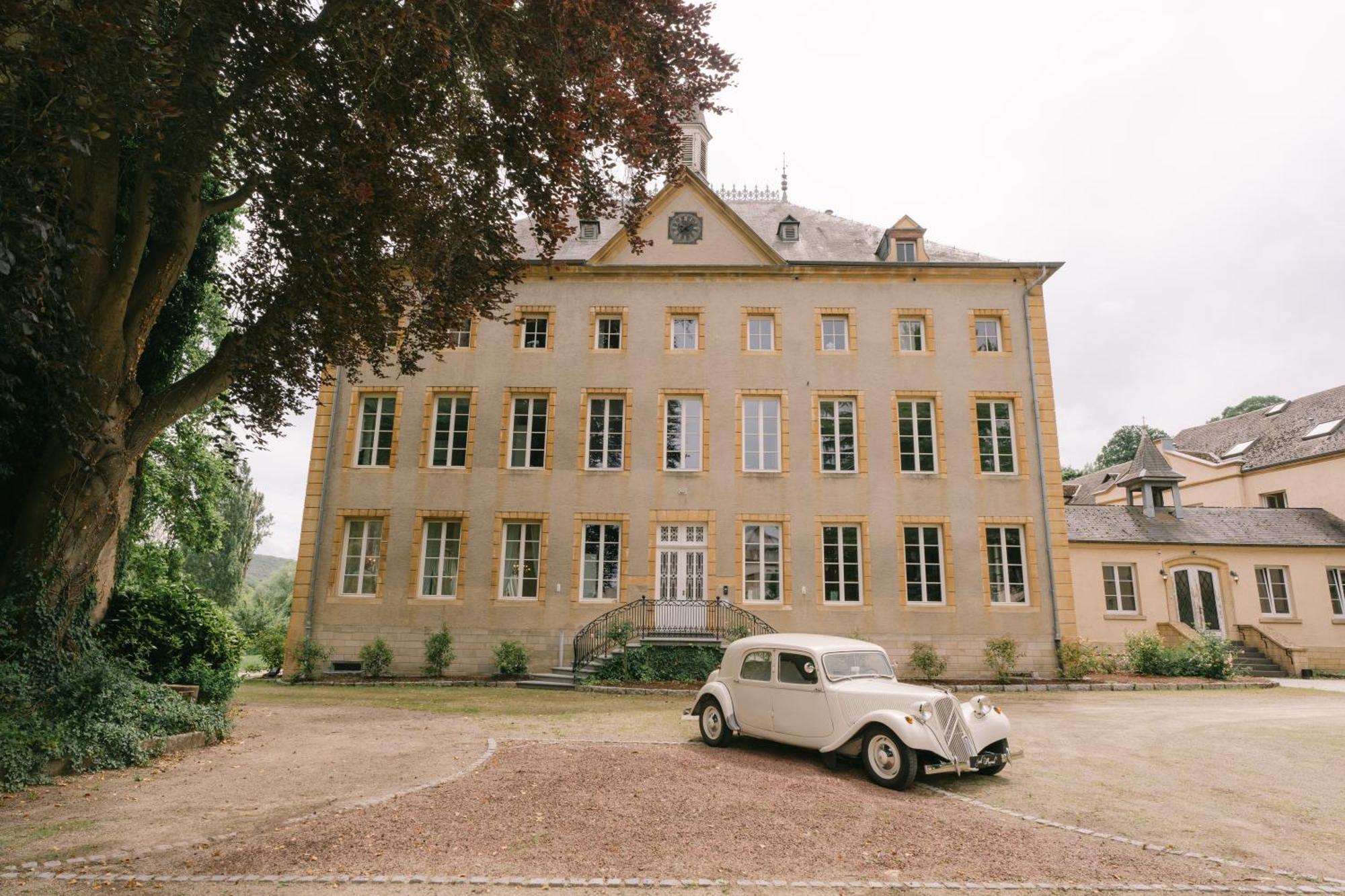 Hotel Chateau Schengen Bagian luar foto