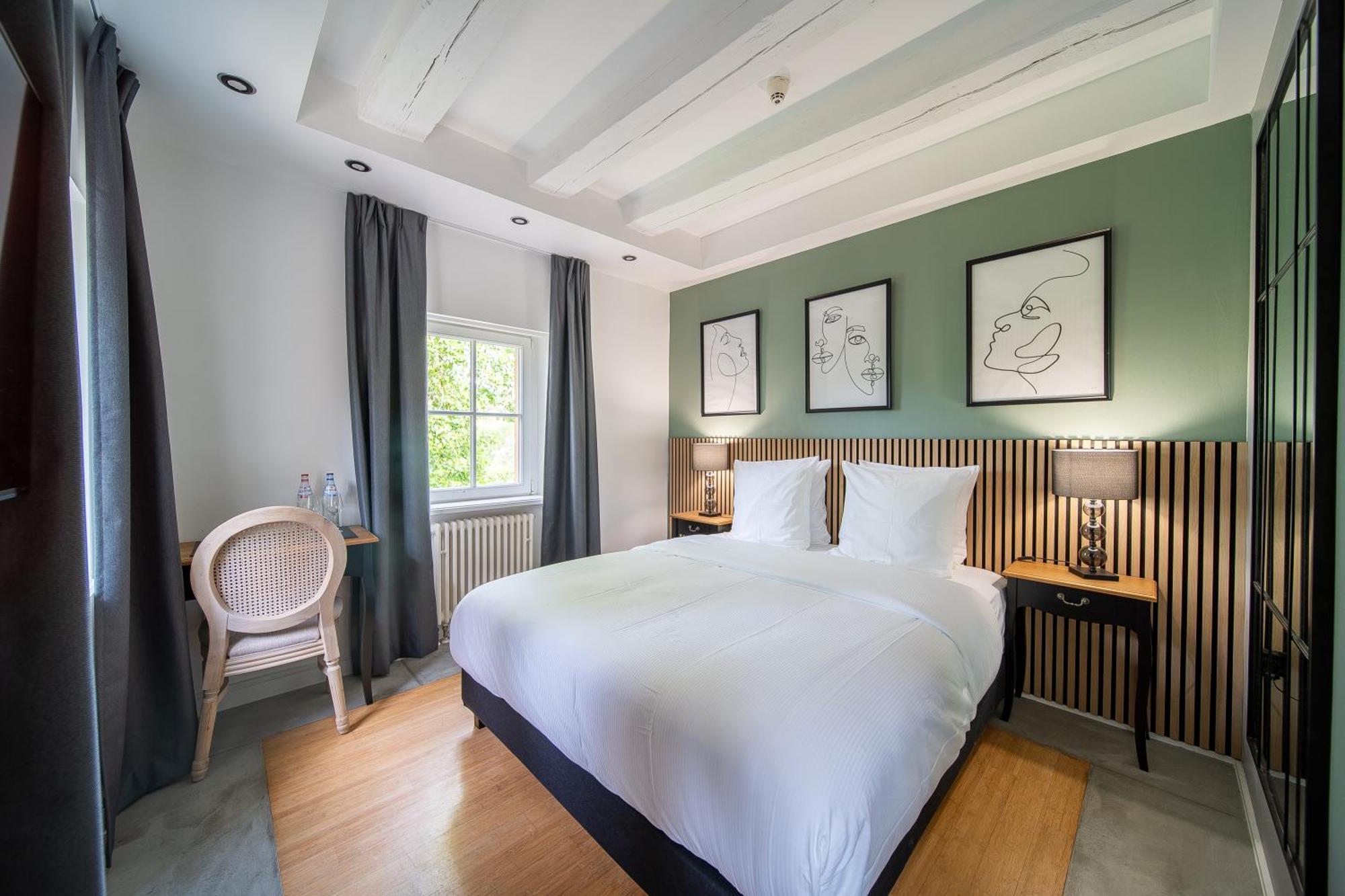 Hotel Chateau Schengen Bagian luar foto