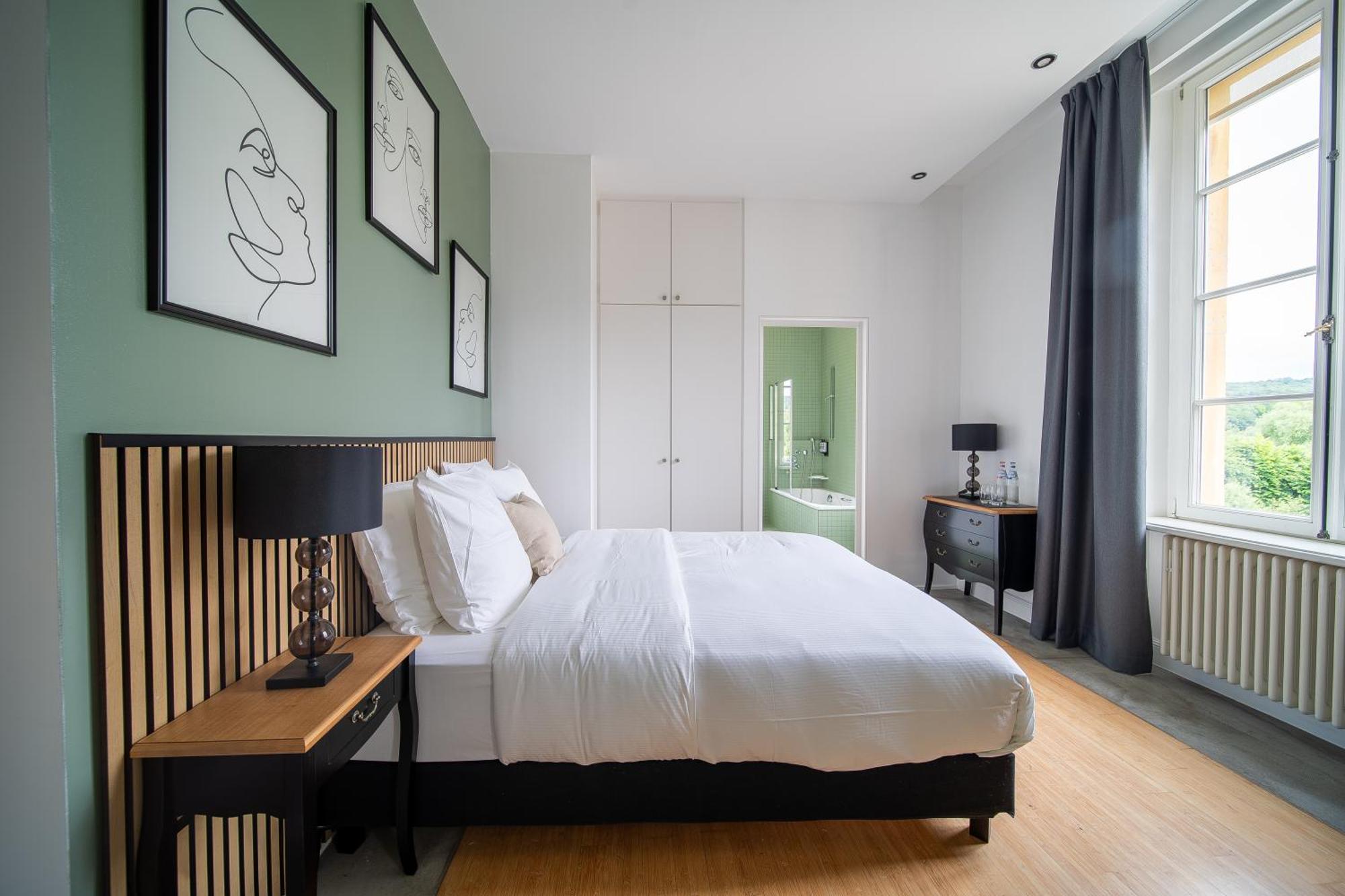 Hotel Chateau Schengen Bagian luar foto